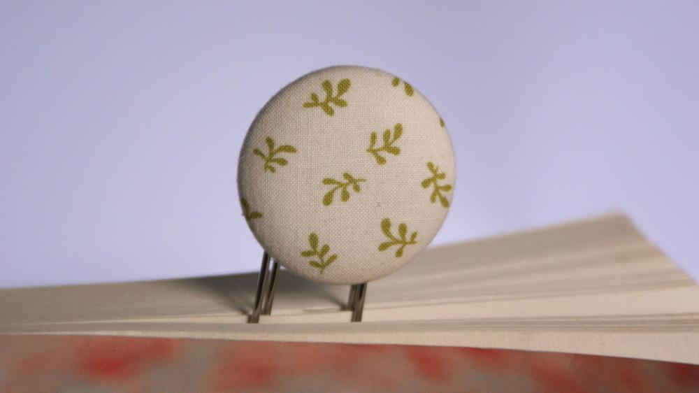 Tiny Green Leaf Fabric Covered Bookmark